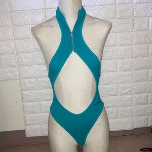 Gsuwoo bodysuit